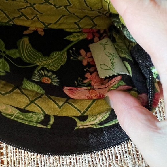 Vera Bradley green and black clutch - Picture 4 of 4